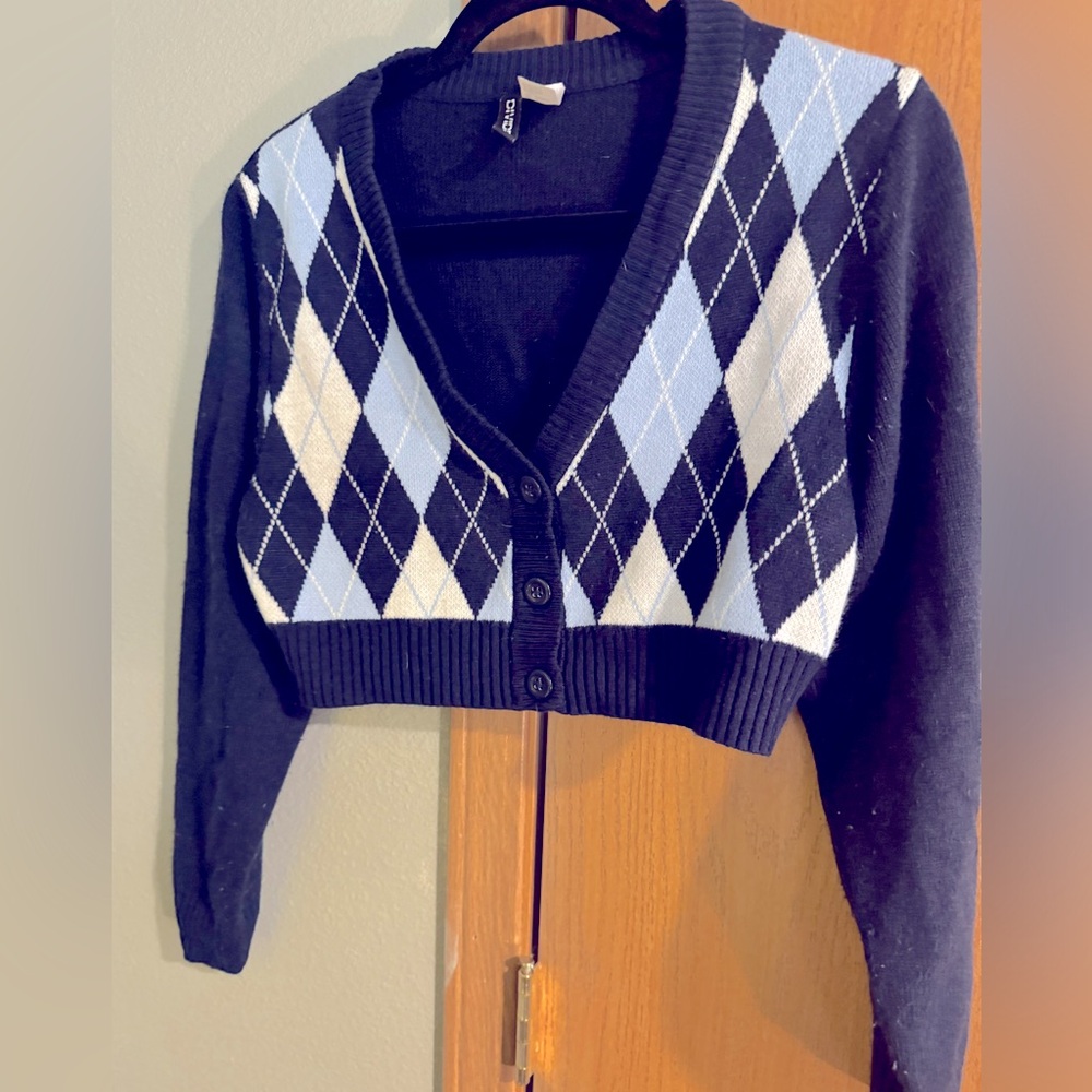 Cropped Argyle knit cardigan